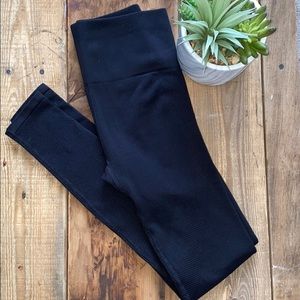 NWOT Fableric leggings
